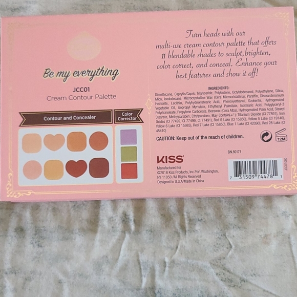Cream contour corrector palette - Picture 6 of 6
